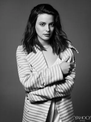 Gillian Jacobs / gillianjacobsofficial nude photo #0113