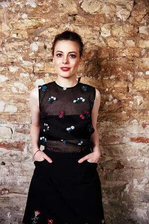 Gillian Jacobs / gillianjacobsofficial nude photo #0188