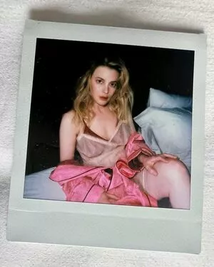 Gillian Jacobs / gillianjacobsofficial nude photo #0378