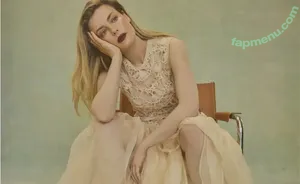 Gillian Jacobs / gillianjacobsofficial nude photo #0450