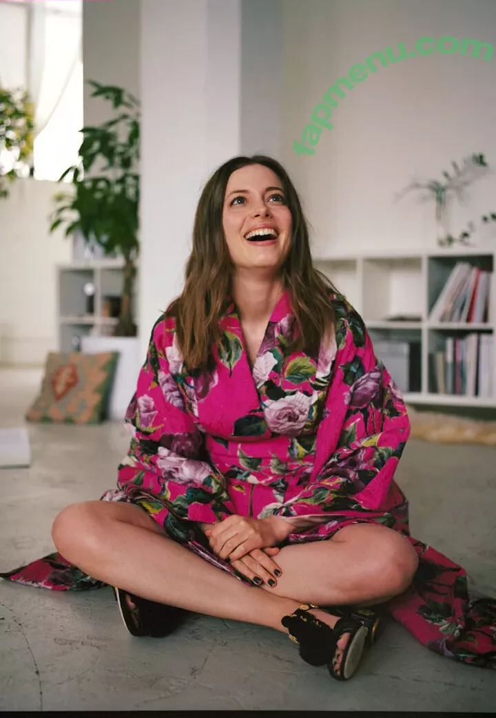 Gillian Jacobs nude photo #0021 (gillianjacobsofficial)