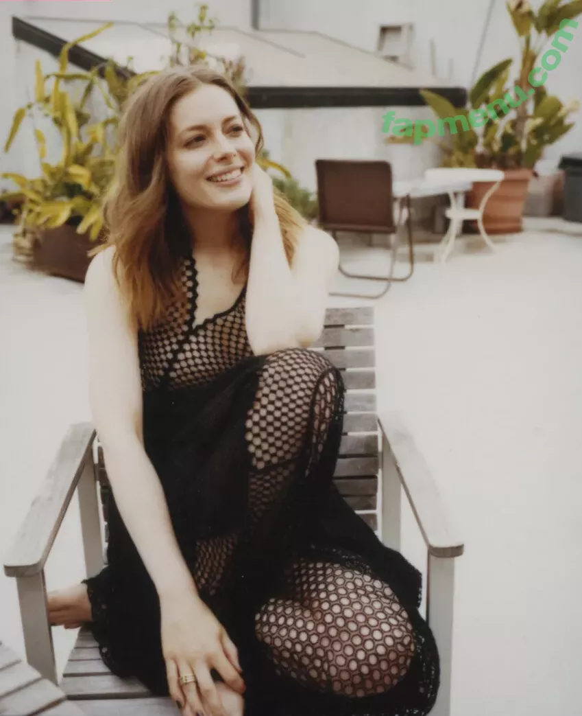 Gillian Jacobs nude photo #0022 (gillianjacobsofficial)