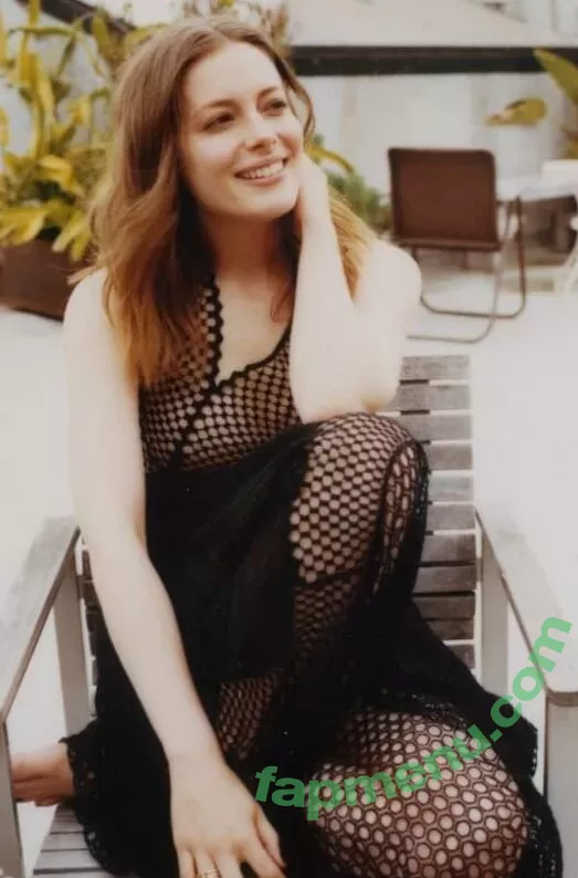 Gillian Jacobs nude photo #0073 (gillianjacobsofficial)