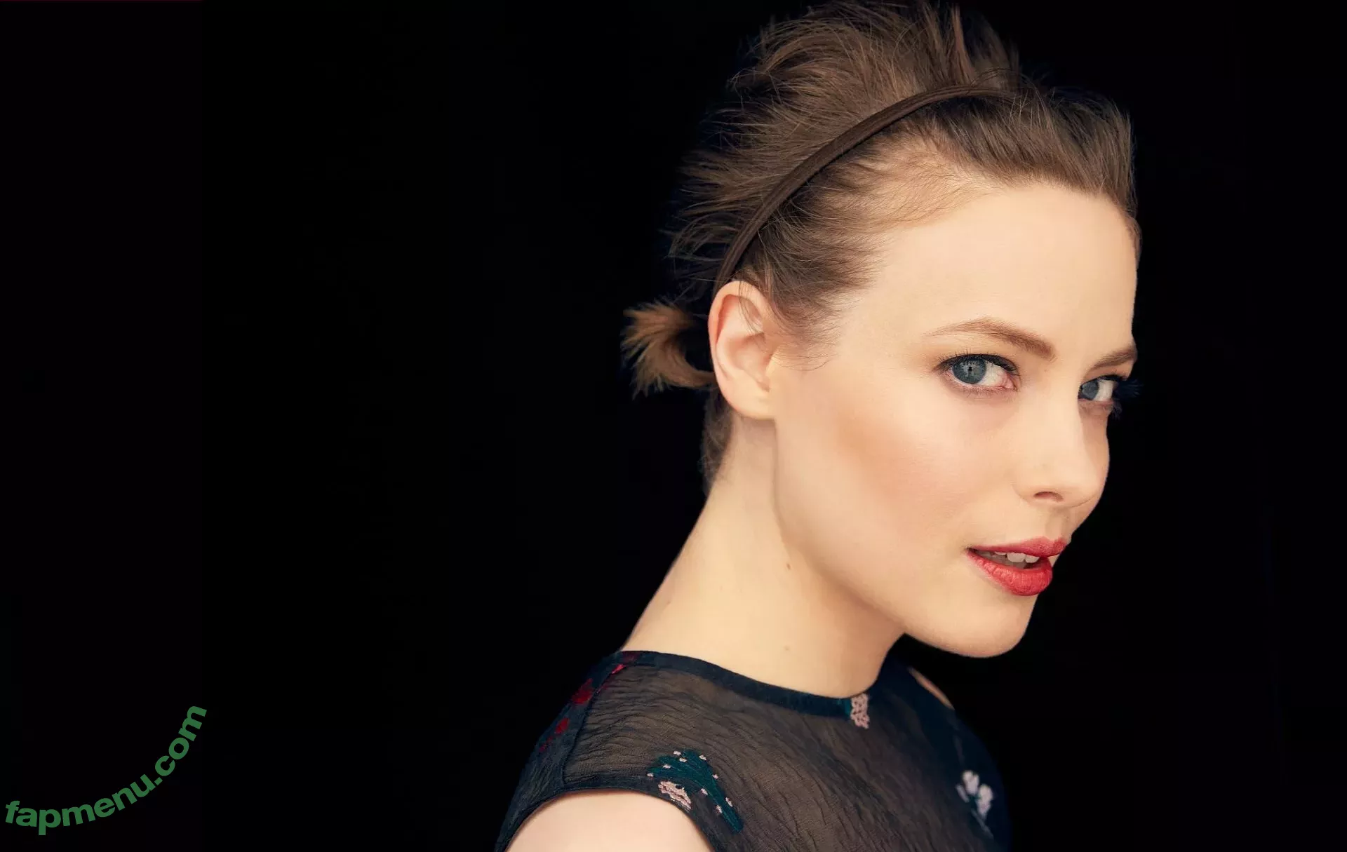 Gillian Jacobs nude photo #0117 (gillianjacobsofficial)