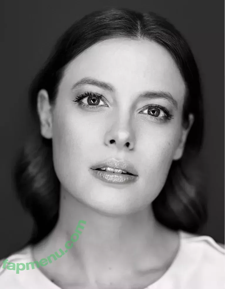 Gillian Jacobs nude photo #0131 (gillianjacobsofficial)