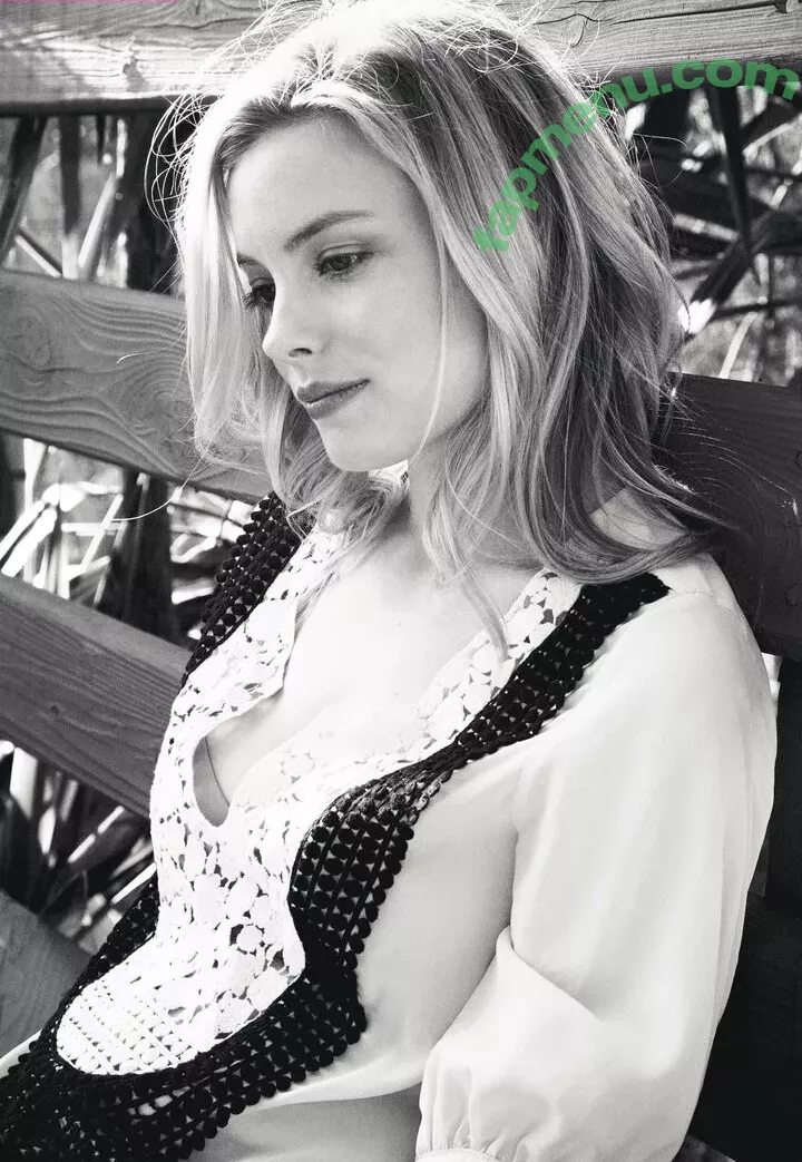 Gillian Jacobs nude photo #0150 (gillianjacobsofficial)