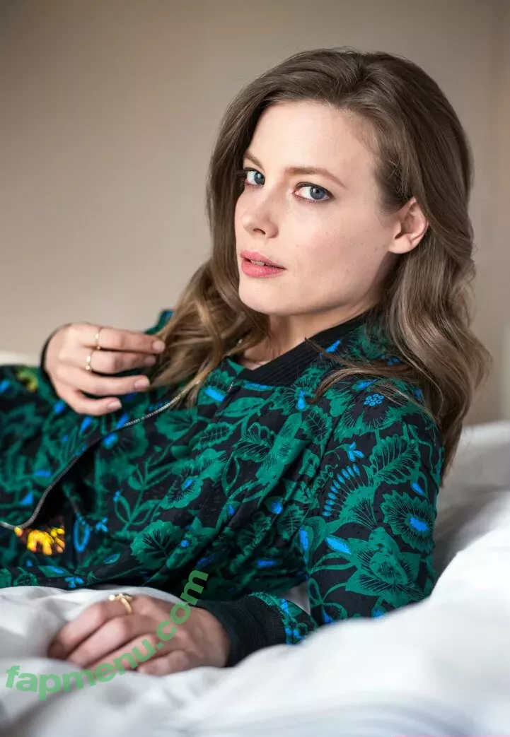Gillian Jacobs nude photo #0152 (gillianjacobsofficial)