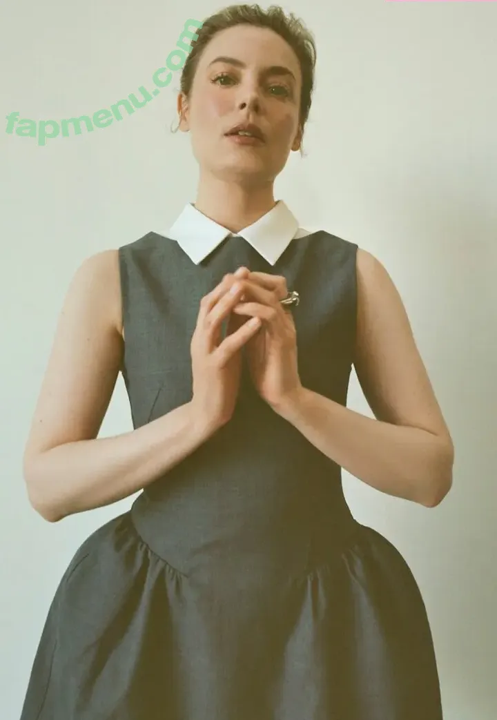 Gillian Jacobs nude photo #0451 (gillianjacobsofficial)