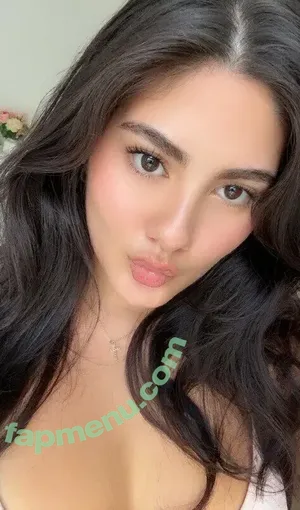 gilliantrz / thebabygi / thebabyygi nude photo #0001