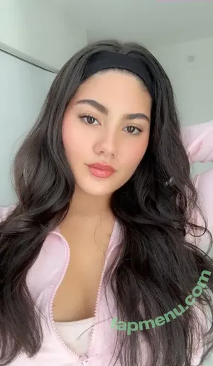 gilliantrz / thebabygi / thebabyygi nude photo #0032