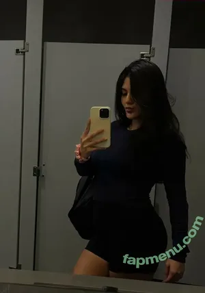 gilliantrz / thebabygi / thebabyygi nude photo #0035