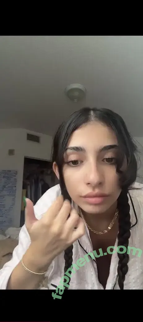 gillianunrestricted nude photo #0009 (gilliandavis / gilliandaviss)