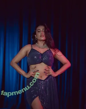 gima_ashi | Garima Chaurasia / gima_ashi nude photo #0011