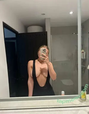  nude photo #0002