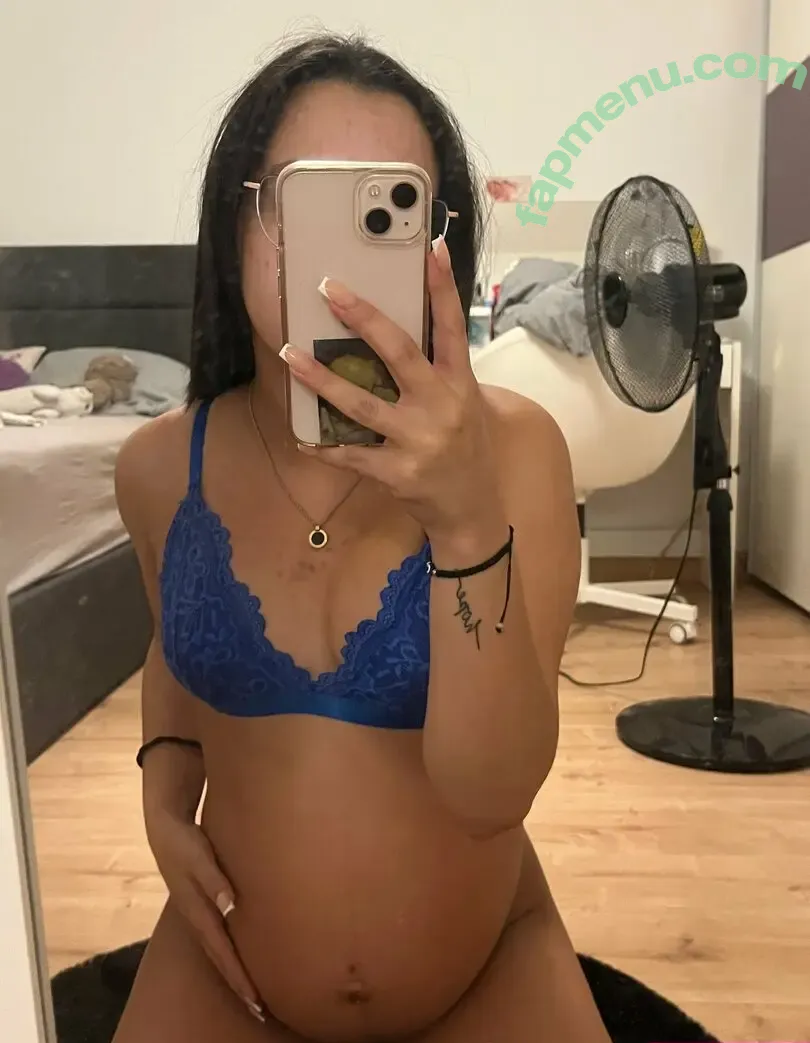 gina.2006 nude photo #0018 (ggirl2006 / gina_pregnant)