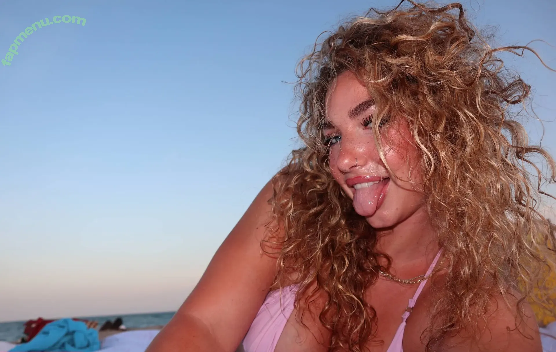 gina.adams nude photo #0081 (Gina Adams)