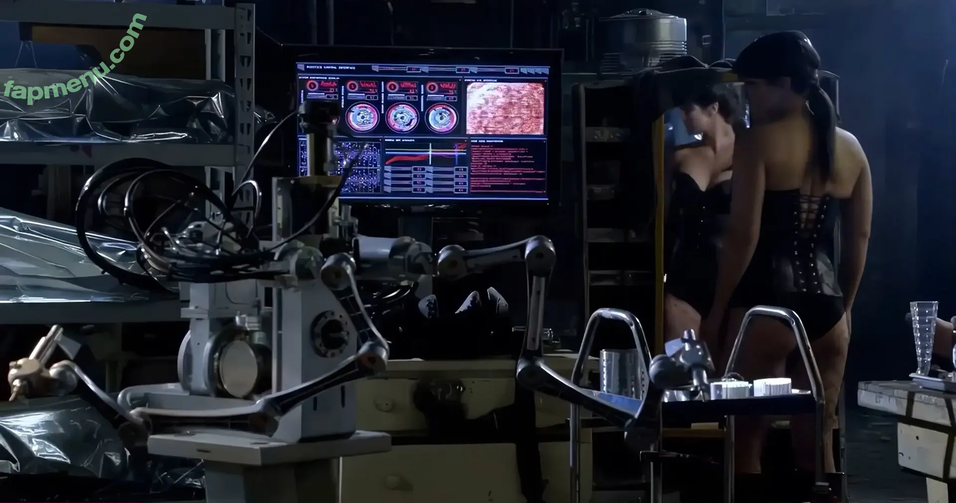 Gina Carano nude photo #0318 (ginacarano / ginajcarano)