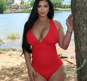 Gina Pham / missginaphamxo nude photo #0011