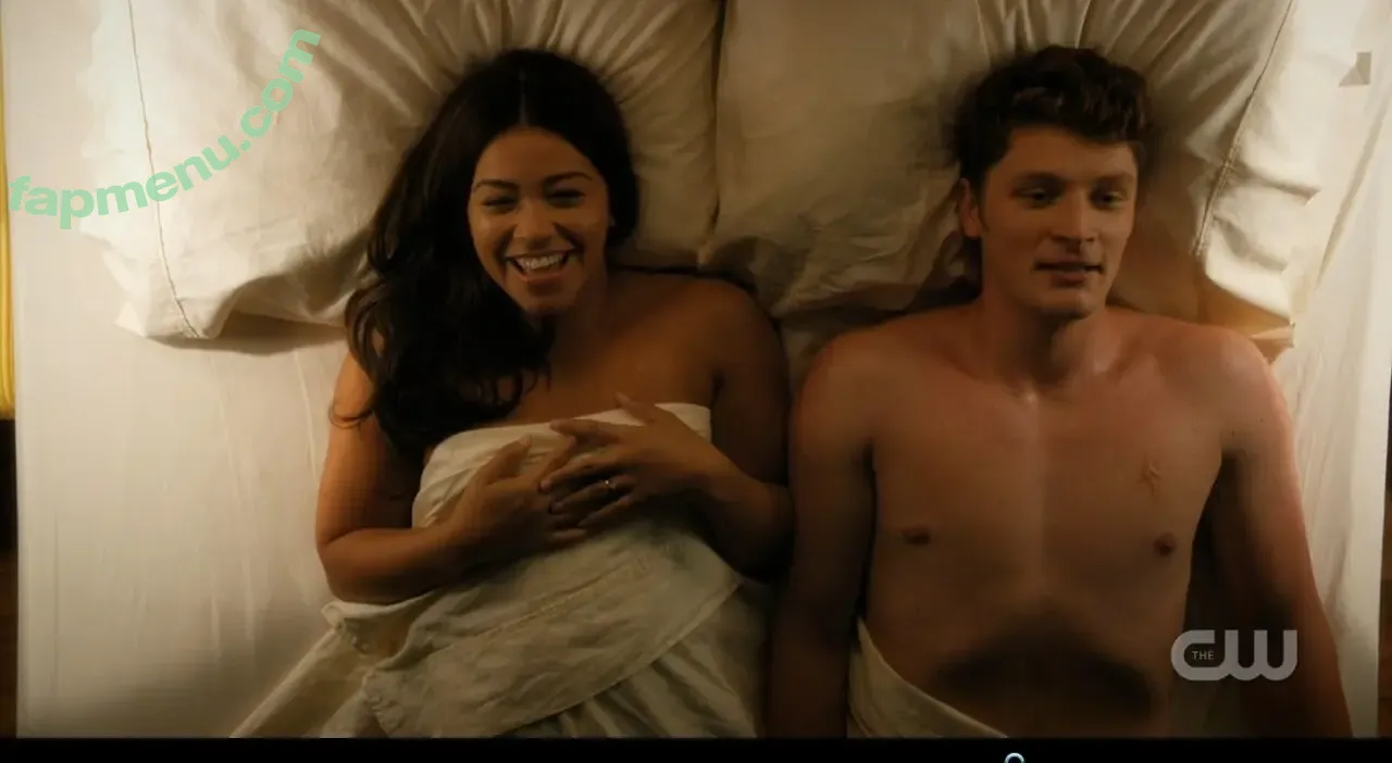 Gina Rodriguez nude photo #0007 (Gina Rodriguez)