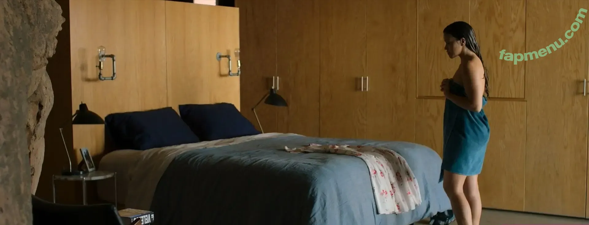 Gina Rodriguez nude photo #0028 (Gina Rodriguez)