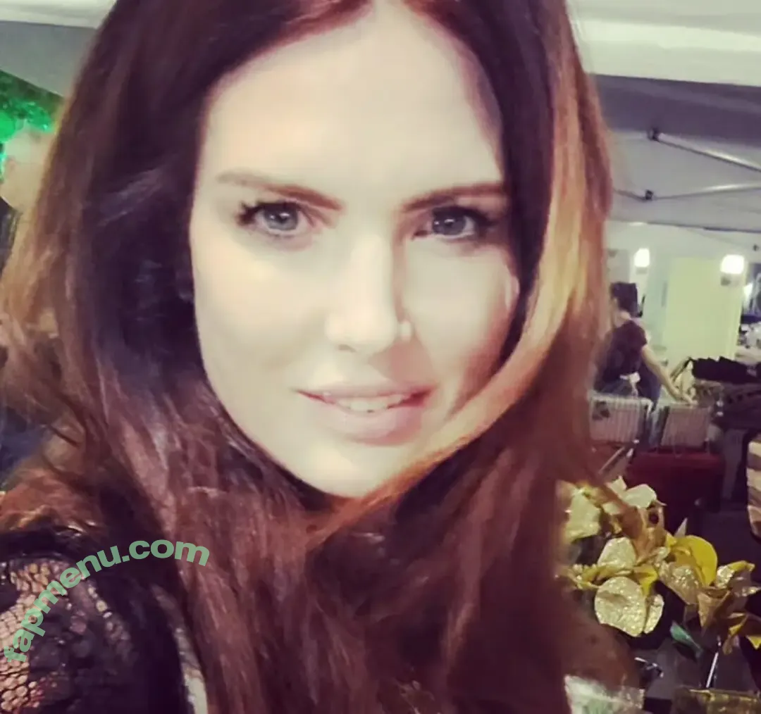 Gina Rollins nude photo #0012 (Itisuniquelyme)