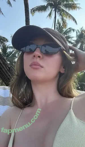 Gina Stiebitz / gina.stiebitz / ginaastiebitz1 nude photo #0033