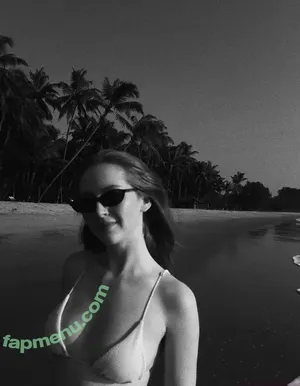 Gina Stiebitz / gina.stiebitz / ginaastiebitz1 nude photo #0034