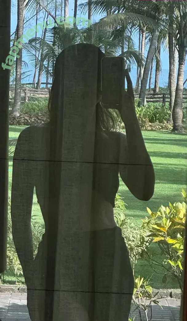 Gina Stiebitz nude photo #0031 (gina.stiebitz / ginaastiebitz1)