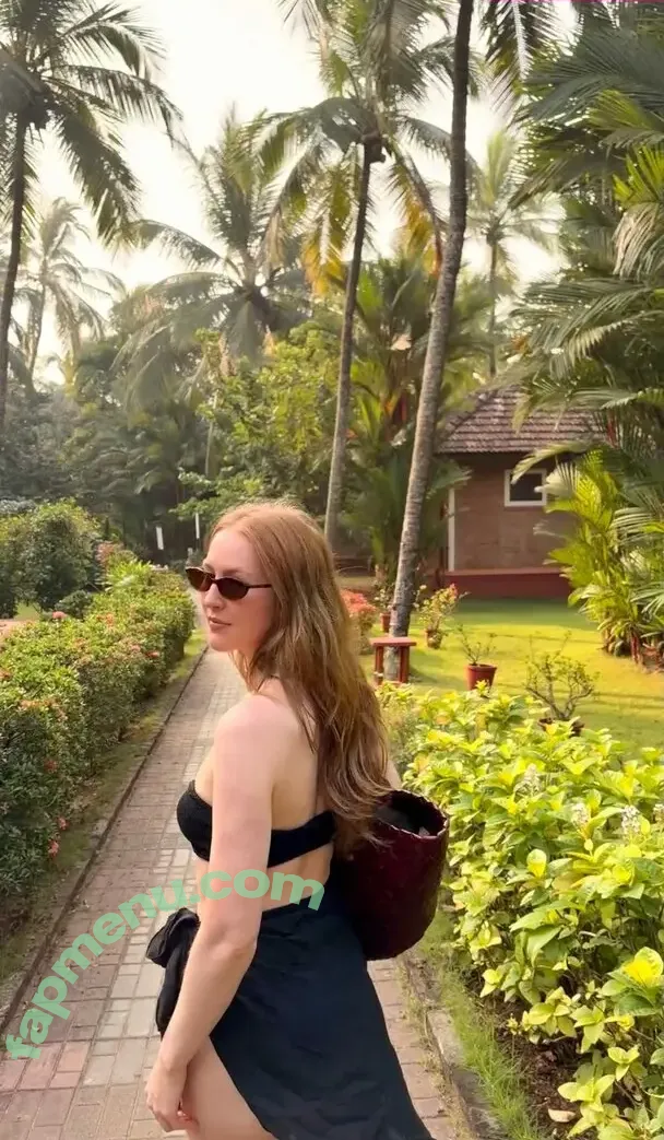 Gina Stiebitz nude photo #0032 (gina.stiebitz / ginaastiebitz1)