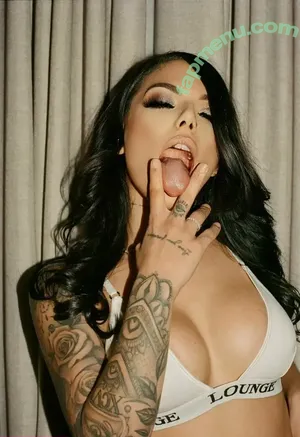 Gina Valentina / Gvalentinaxxx / darealginavalentina nude photo #0203