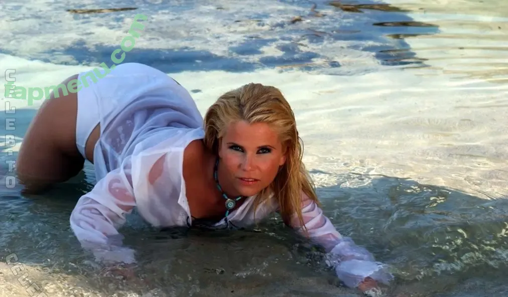 Gina Wild nude photo #0833 (SchaffrathMichaela / michaelaschaffrath_official)