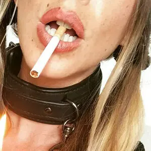 ginasmokingqueen page