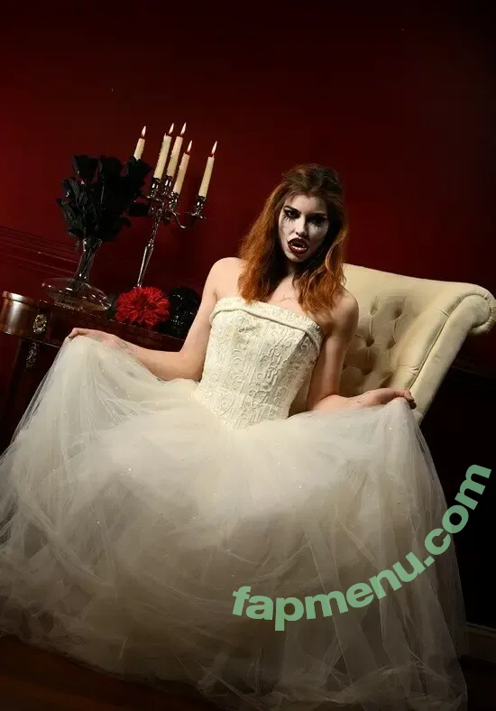 Ginger Belle nude photo #0070 (boldlybelle / lifewithginger)