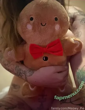 Ginger Pie / ginger_pie / gingerpiestudio / meowy_pie nude photo #0216