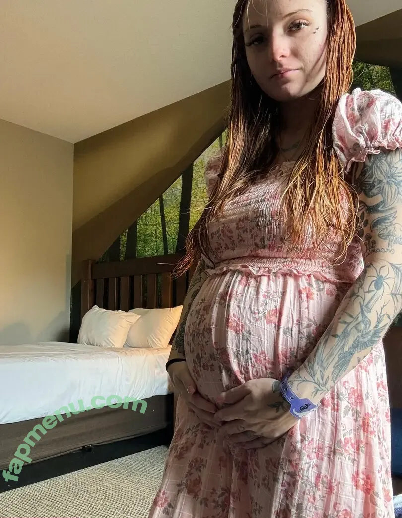 gingersbellycontent nude photo #0027 (gingers_loud_tummy)