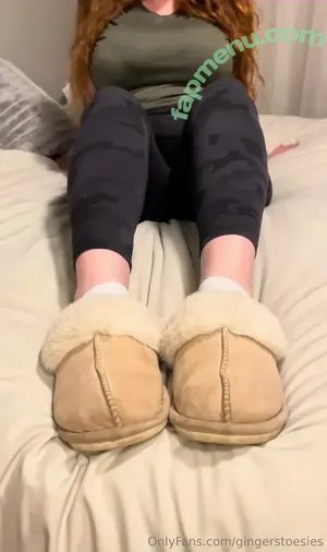 Gingerstoesies / gingerstoesies_ nude photo #0128
