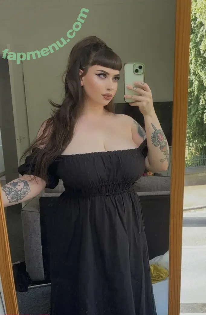 ginseng-stripper nude photo #0159 (jacqthestripper)