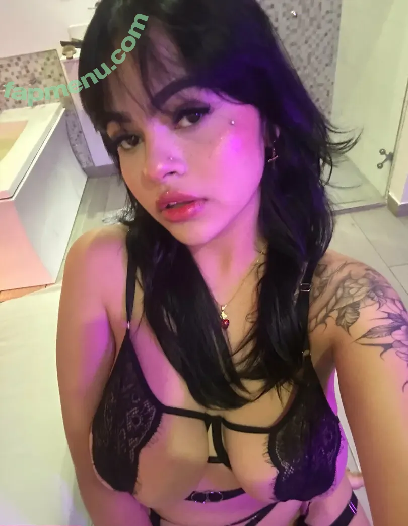 giorginameloni nude photo #0020 (giorgiameloni)
