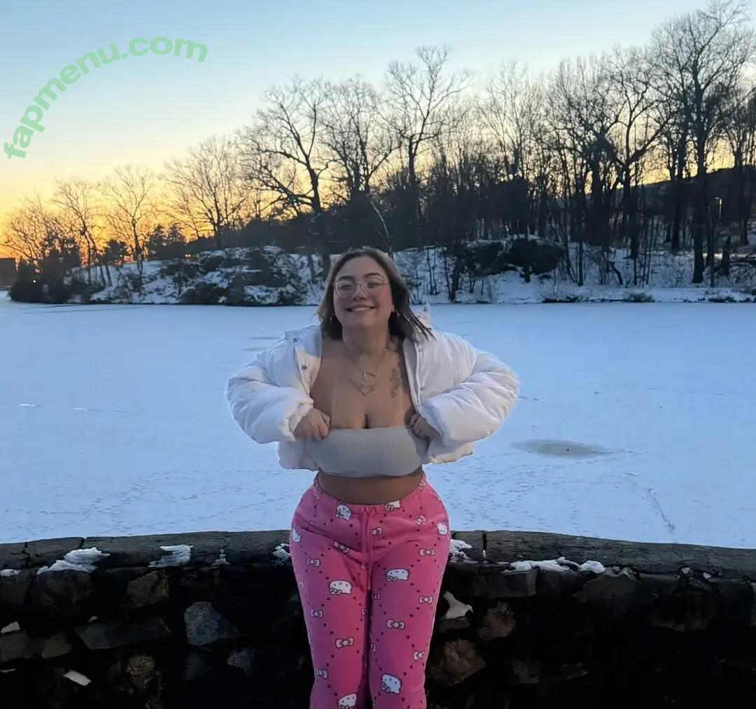 Gioshyo nude photo #0030 (Gioshyo)