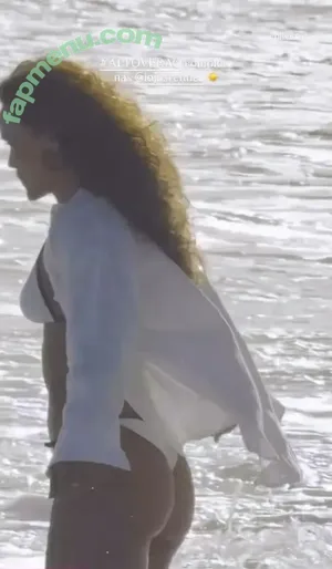 Giovana Cordeiro / cordeirogi nude photo #0254