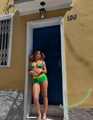 Giovana Cordeiro / cordeirogi nude photo #0265