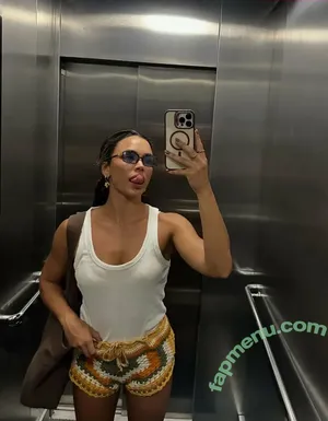 Giovana Cordeiro / cordeirogi nude photo #0270