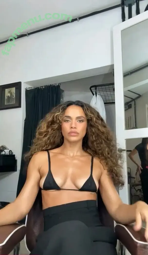 Giovana Cordeiro nude photo #0240 (cordeirogi)