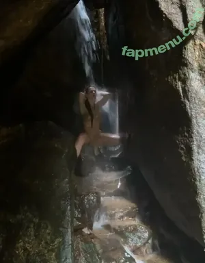 Giovana Echeverria / gioecheve nude photo #0042