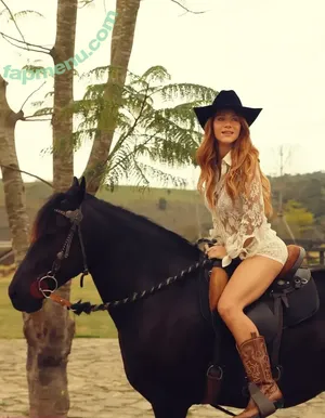 Giovanna Ewbank / gioewbank nude photo #0378