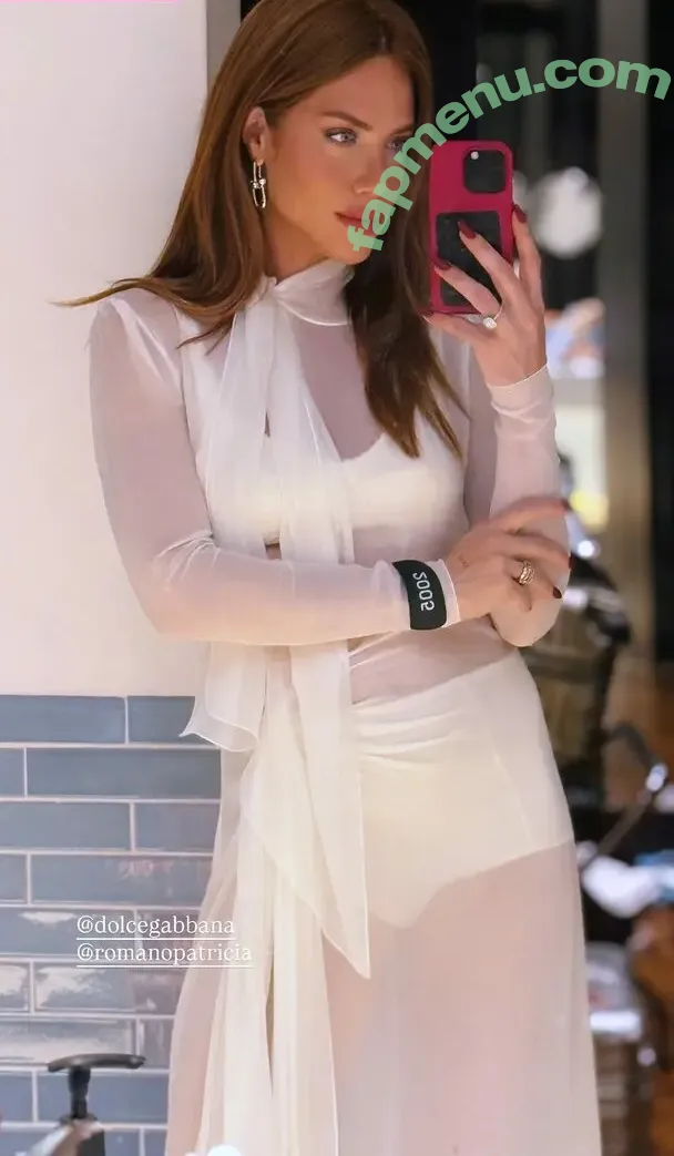 Giovanna Ewbank nude photo #0402 (gioewbank)