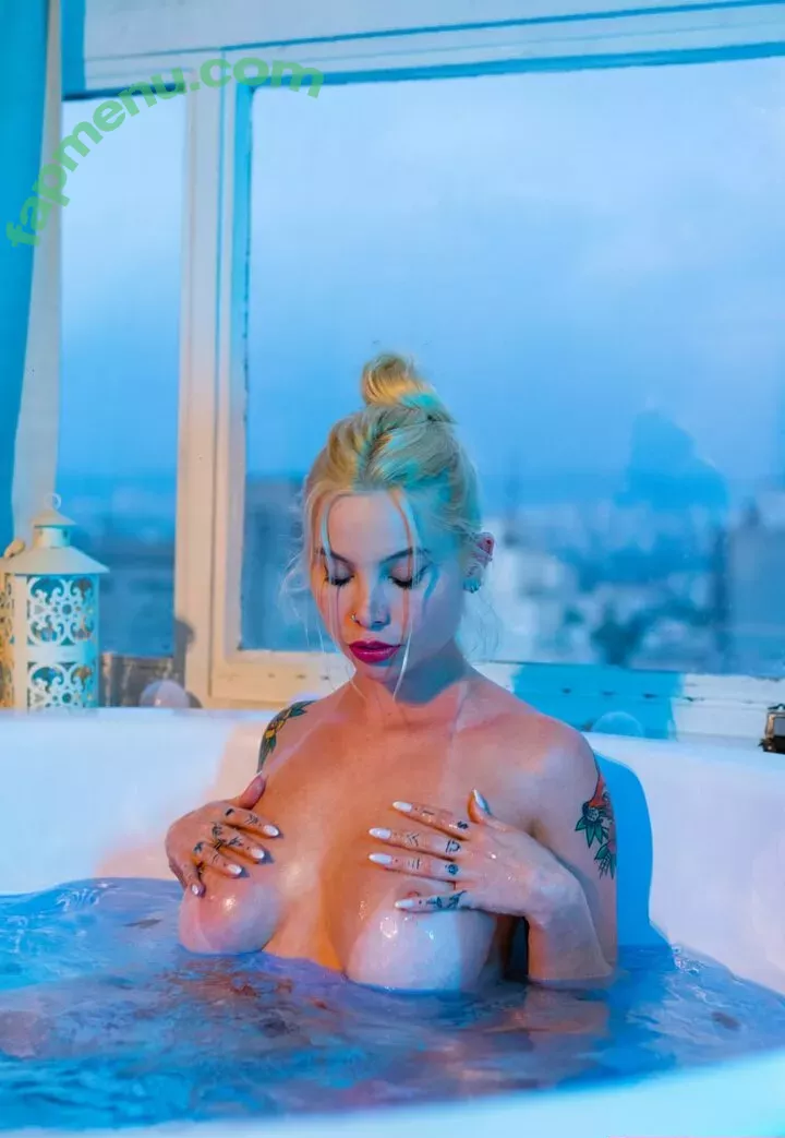 Giovanna Genesini nude photo #0366 (gigenesini_)