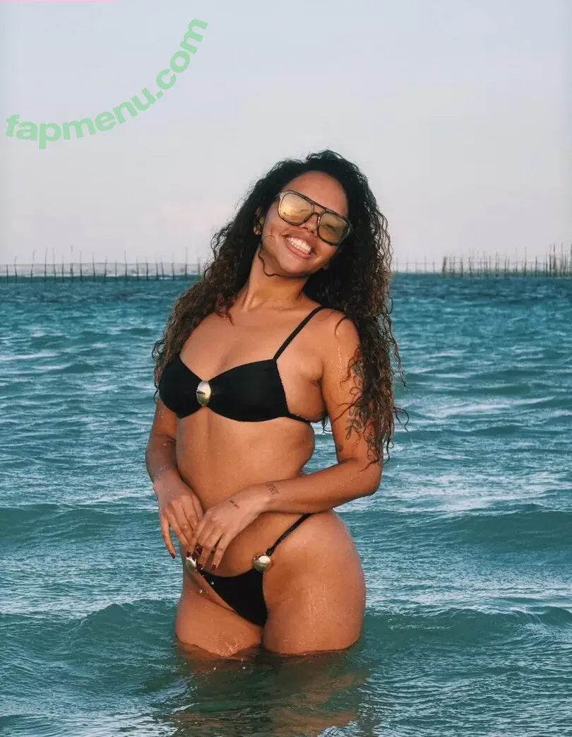 Giovanna Pitel nude photo #0072 (pitelgiovanna)