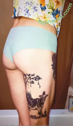  nude photo #0007