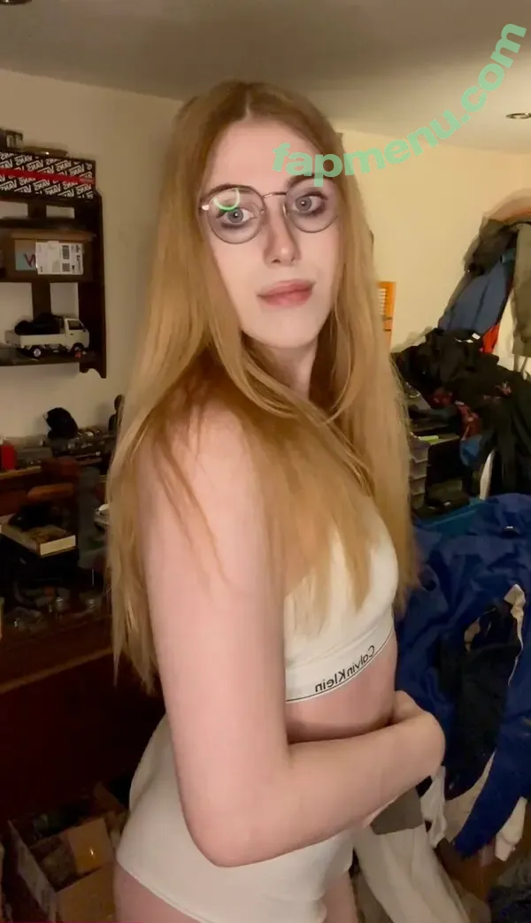 girl_gaymer888 nude photo #0264 (girl_gaymer888)